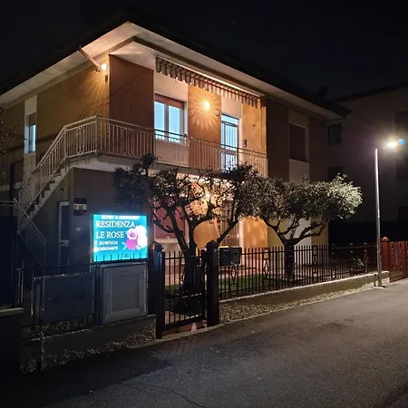 Residenza Le Rose Apartment