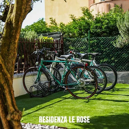 דירה Residenza Le Rose פסקיארה דל גארדה