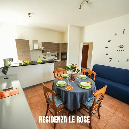 Residenza Le Rose Apartamento Peschiera del Garda